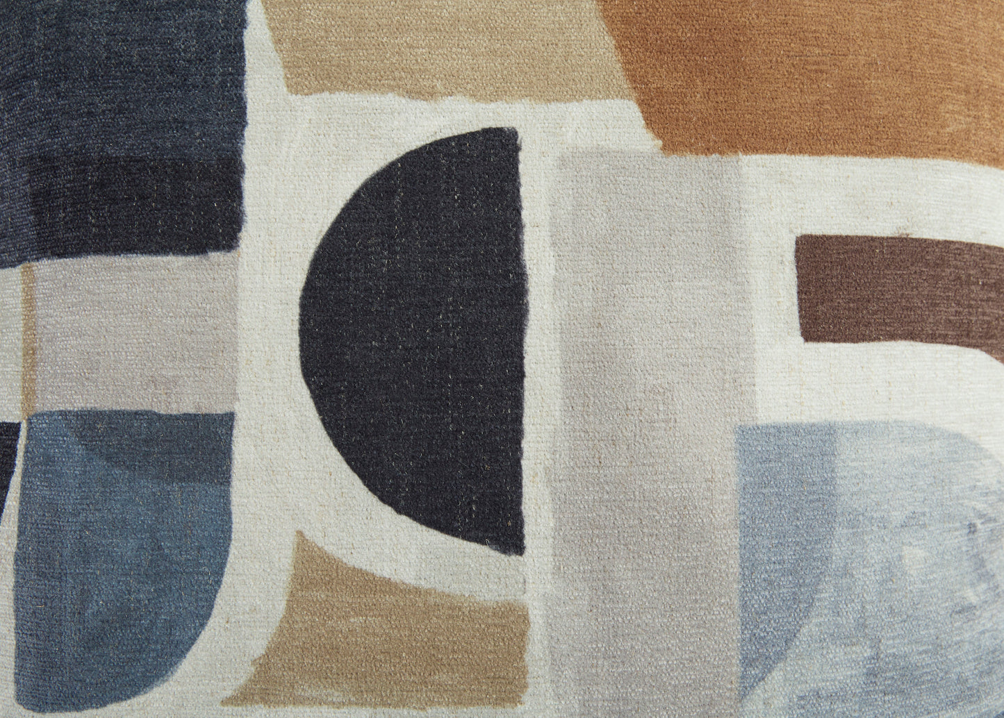 2520638 Erinslane Sofa