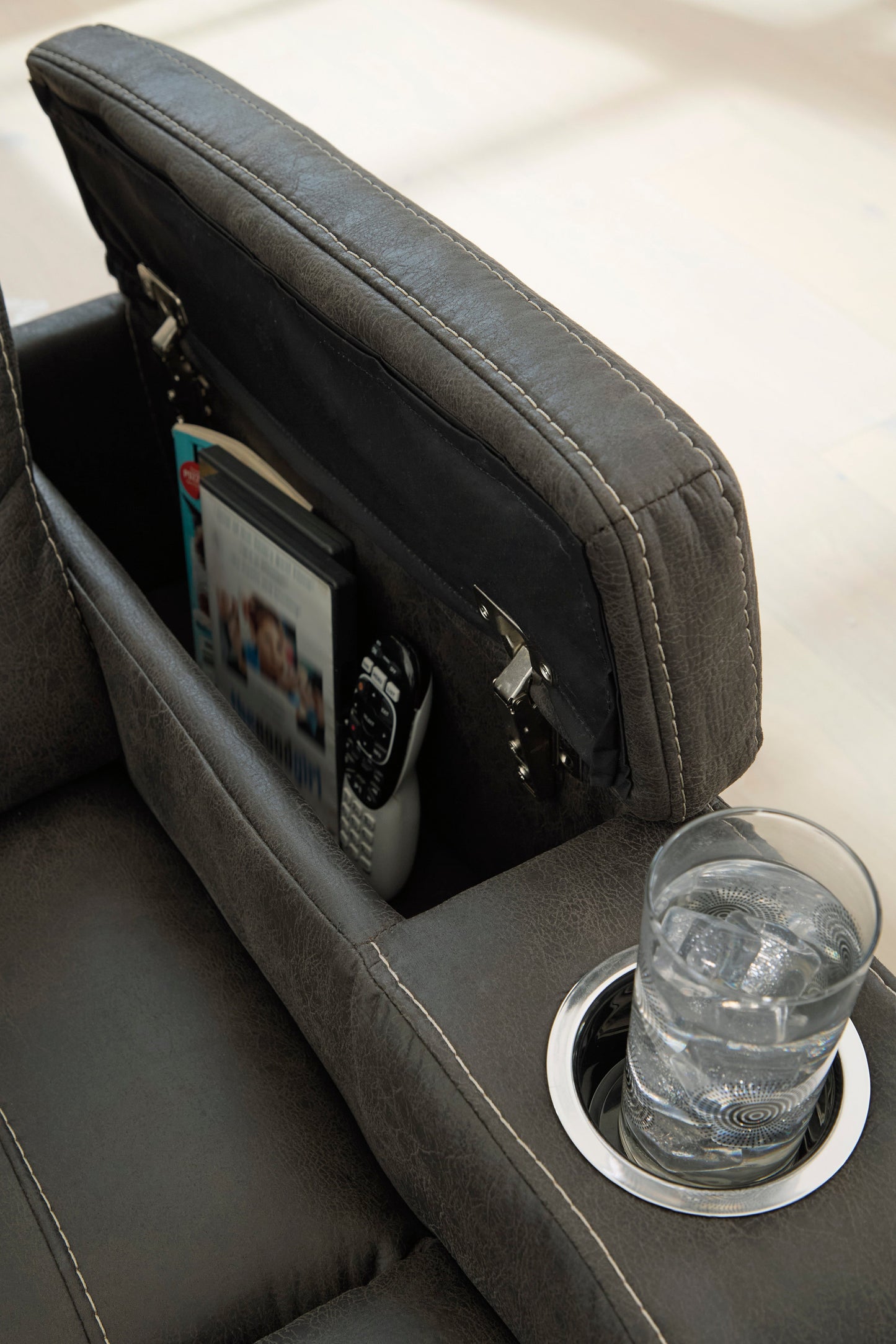 Ashley Homestore | Batavia Pier Reclining Sofa w/ Drop Down Table