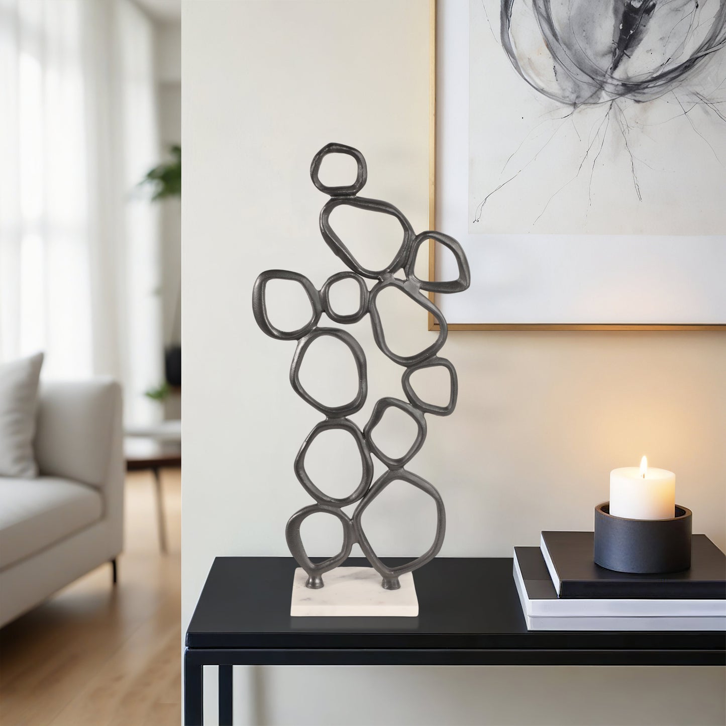 25" Tidus Small Ring Statuary, Black