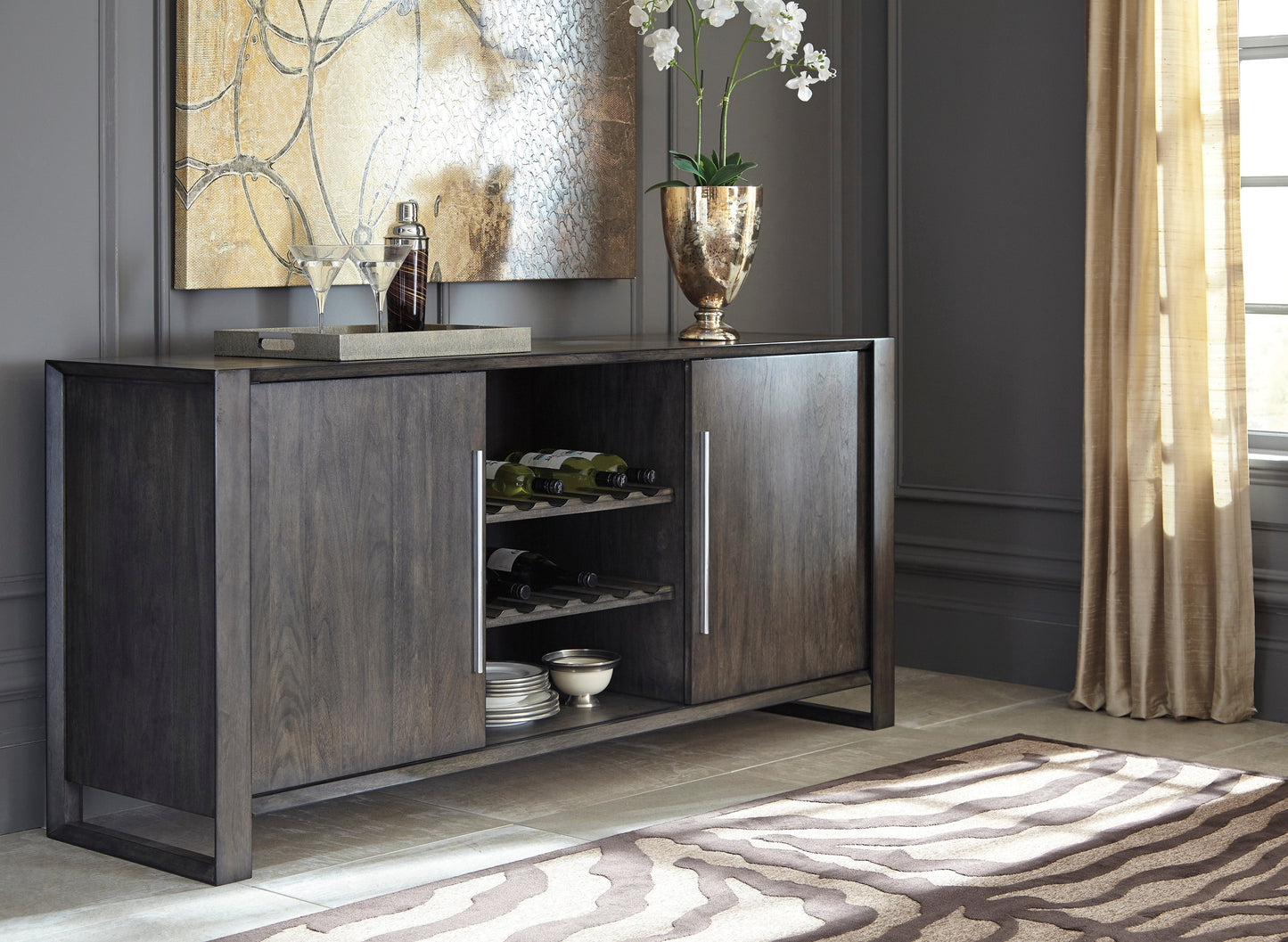 Ashley Homestore |DINING SERVER