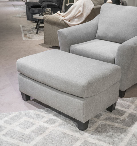 Willarae Ottoman | Ashley Homestore