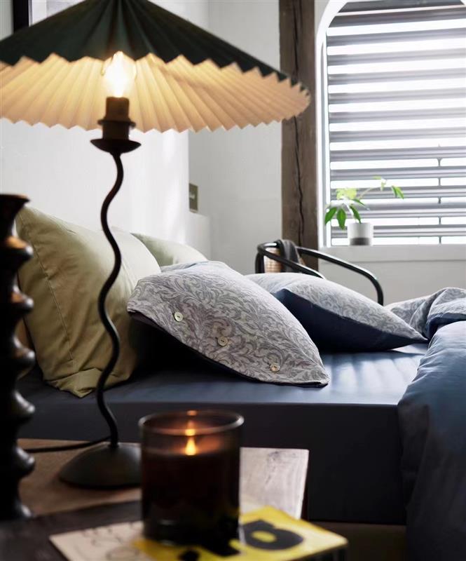 Jaqcuard Floral Weave Grey Bedding Set-KING