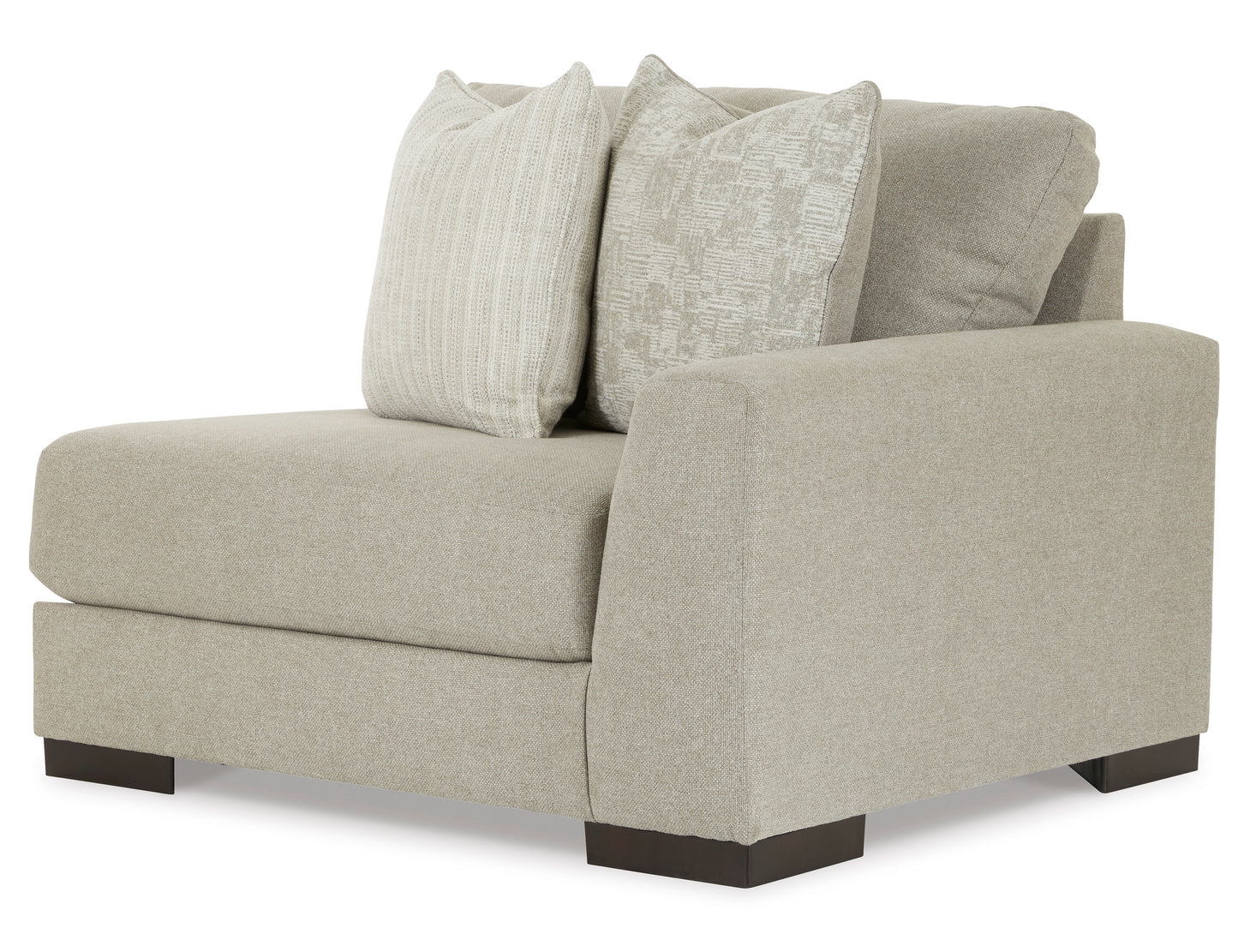 Lyndeboro WITH FREE TABLES