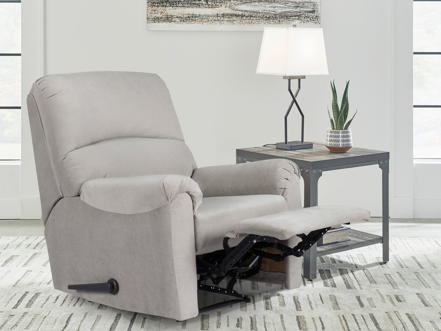 Stonemeade Set  with Recliner