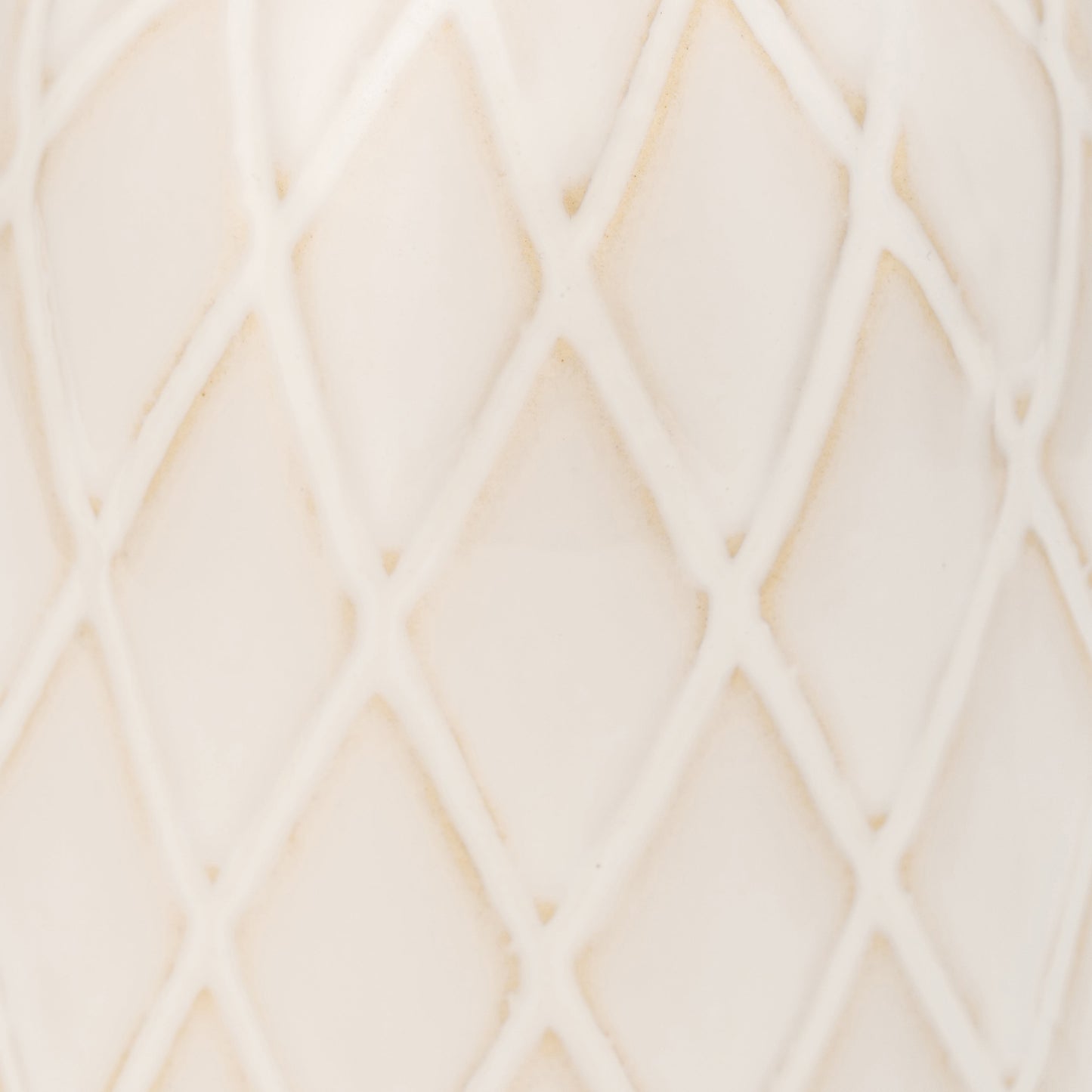 17930-04  CER, 9" PLAID TEXTURED VASE, BLACK( Sagebrook Home  )