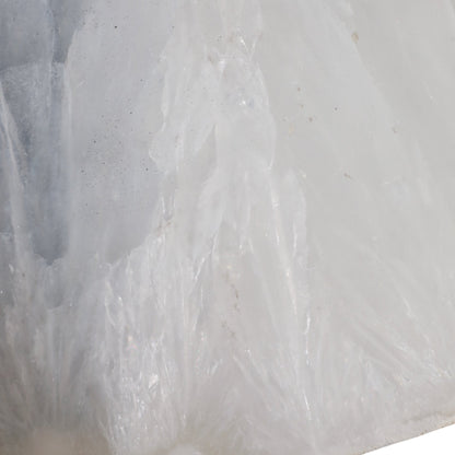20X18" RAW EDGE AGATE ACCENT TABLE, WHITE/BLACK
