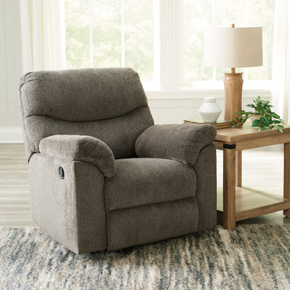 Rawcliffe Sectional with Recliner