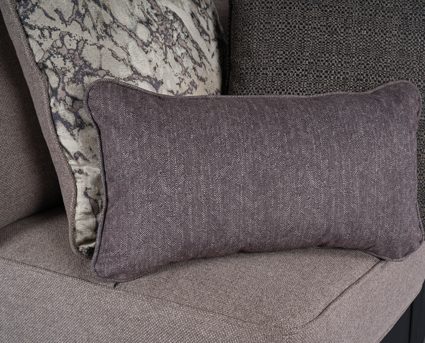 Pantomine  2-Piece Sectional