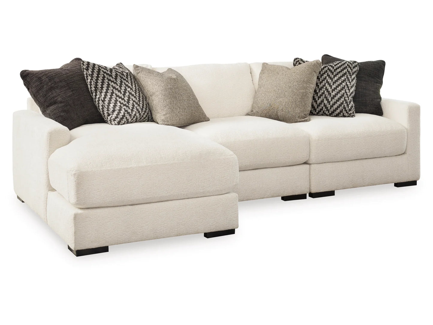 39402S3 Elissa Court 3-Piece Sectional Sofa with Chaise
