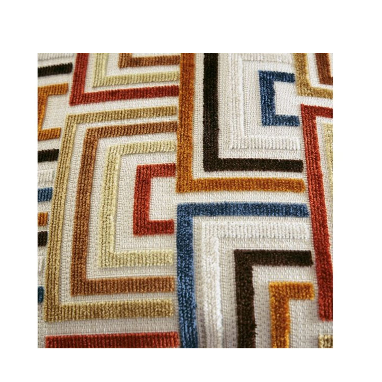 24304S2 Aviemore 2-Piece Sectional with Chaise