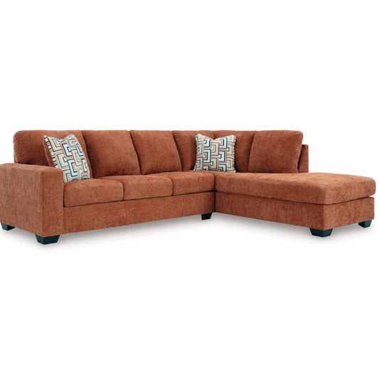 24304S2 Aviemore 2-Piece Sectional with Chaise