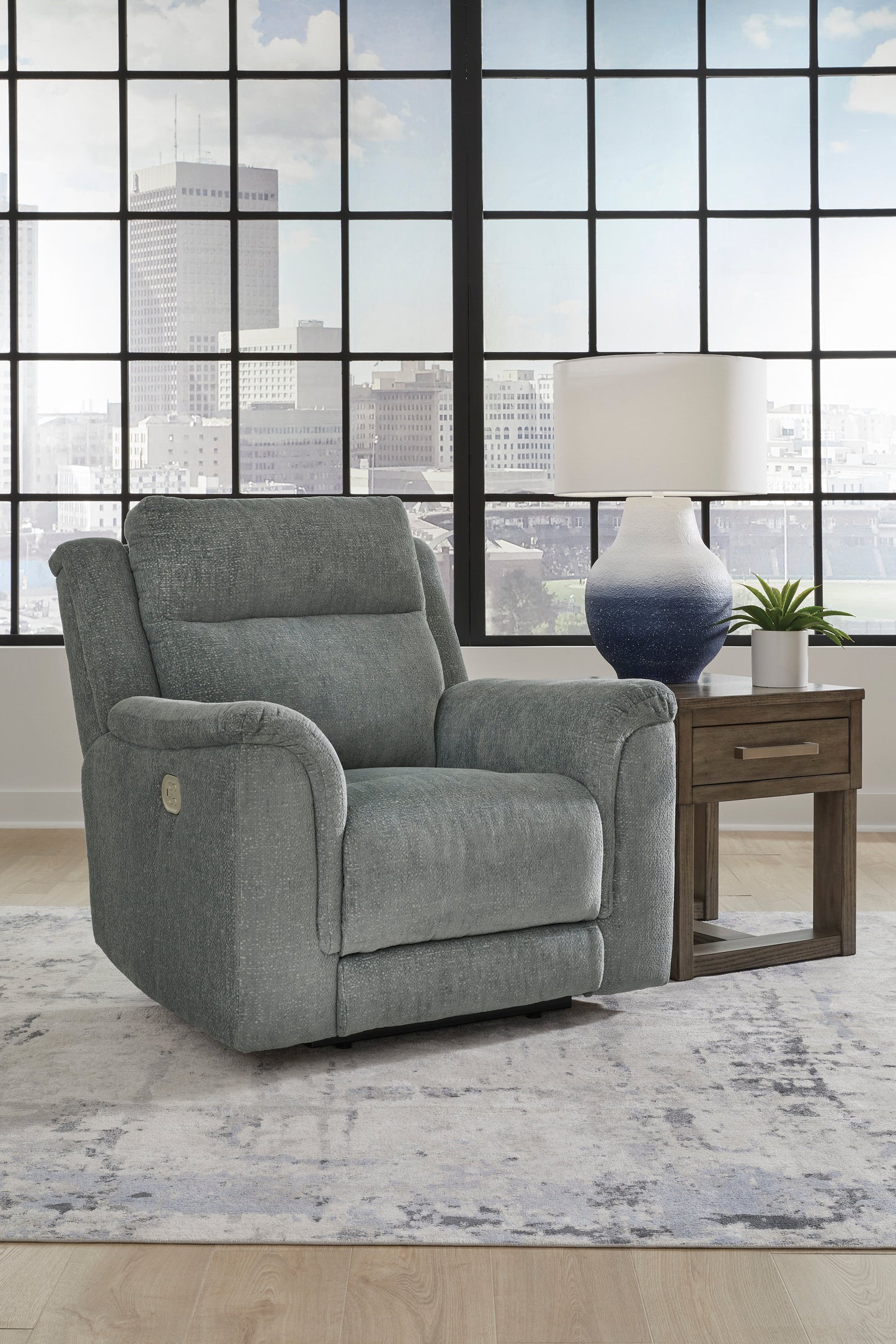 Ashley Homestore | Overflow Power Recliner