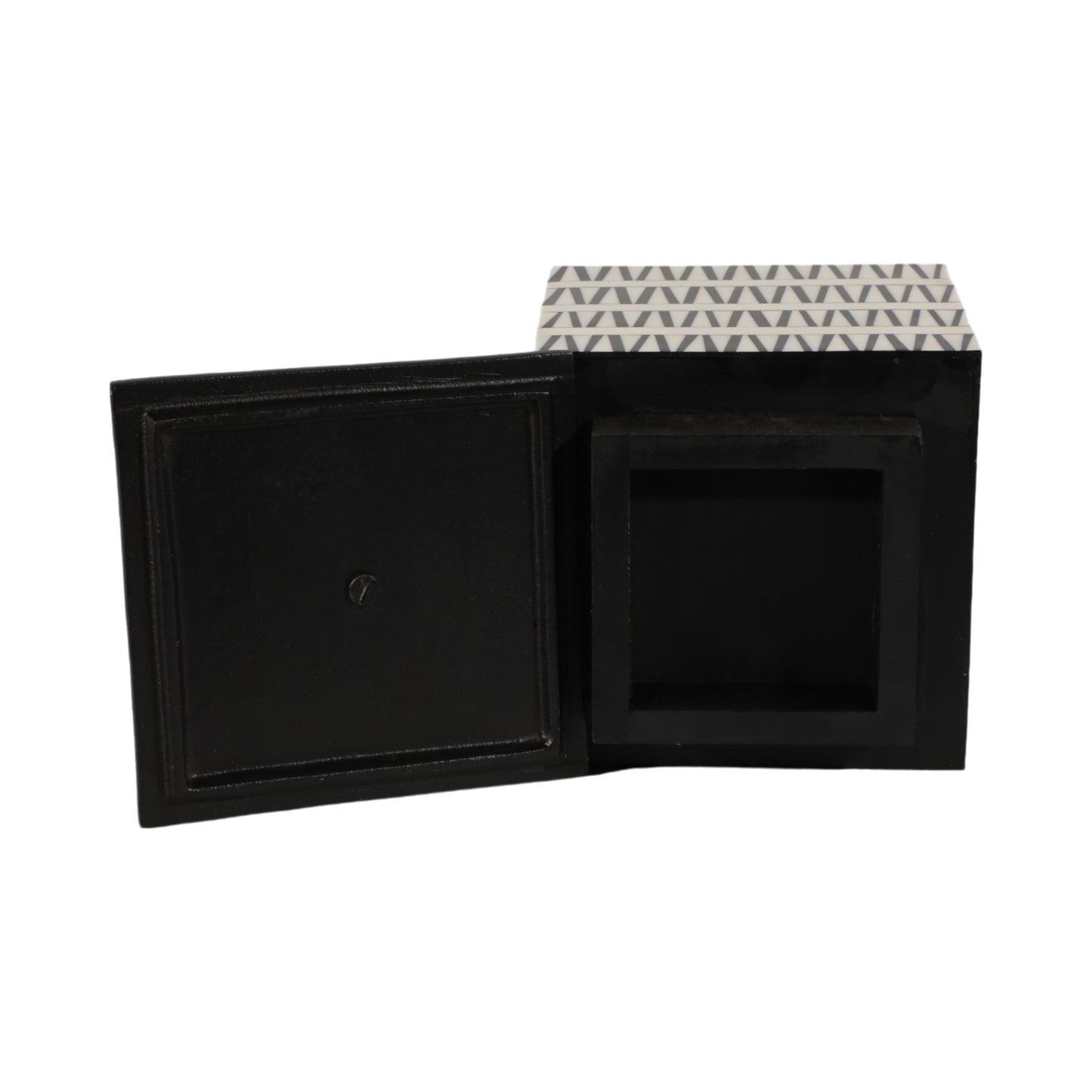 S/2 7/10" Gobiel Black & White Resin Boxes