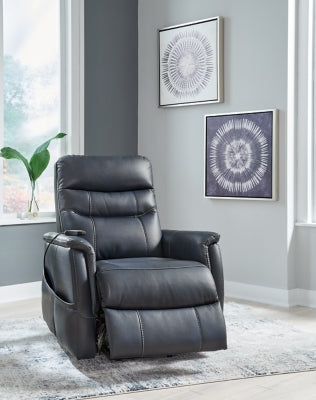 Strawbill Power Lift Recliner | Ashley Homestore 6391012