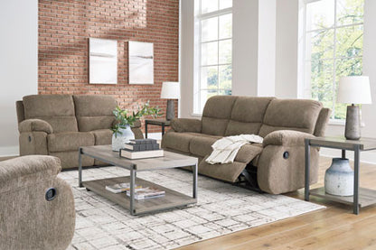 Scranto Beige Motion Set