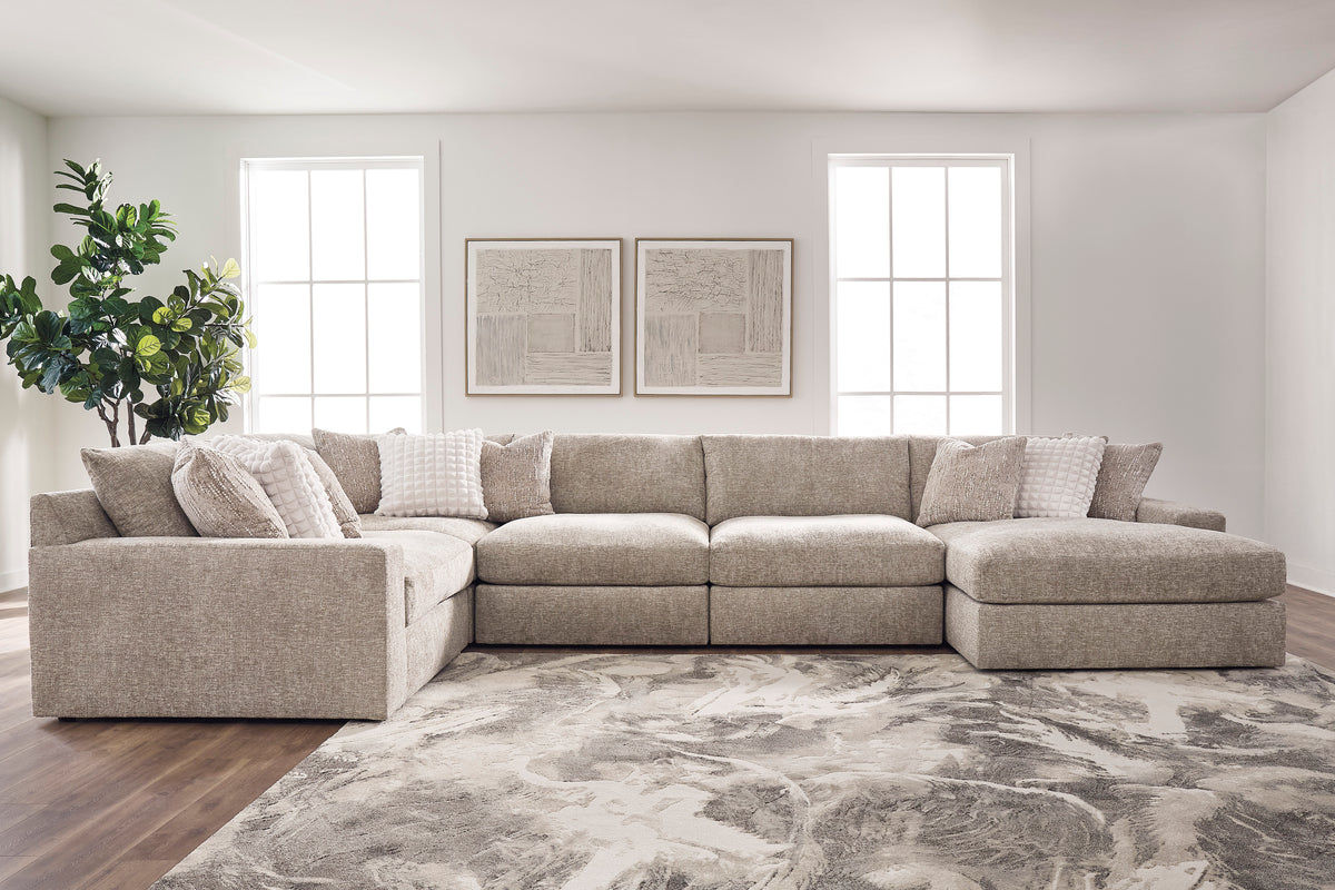 Reston Cove 5-Piece Sectional with Chaise