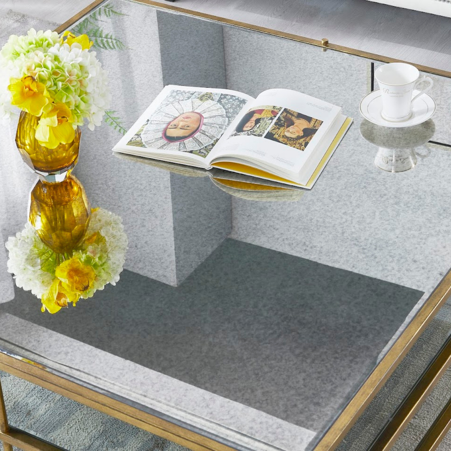 CVFZR5255  B647 Floor Mirror( Crestview  )