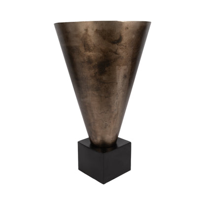 EV19881-02 |19" Cassendra Large Metal Vase, Gold