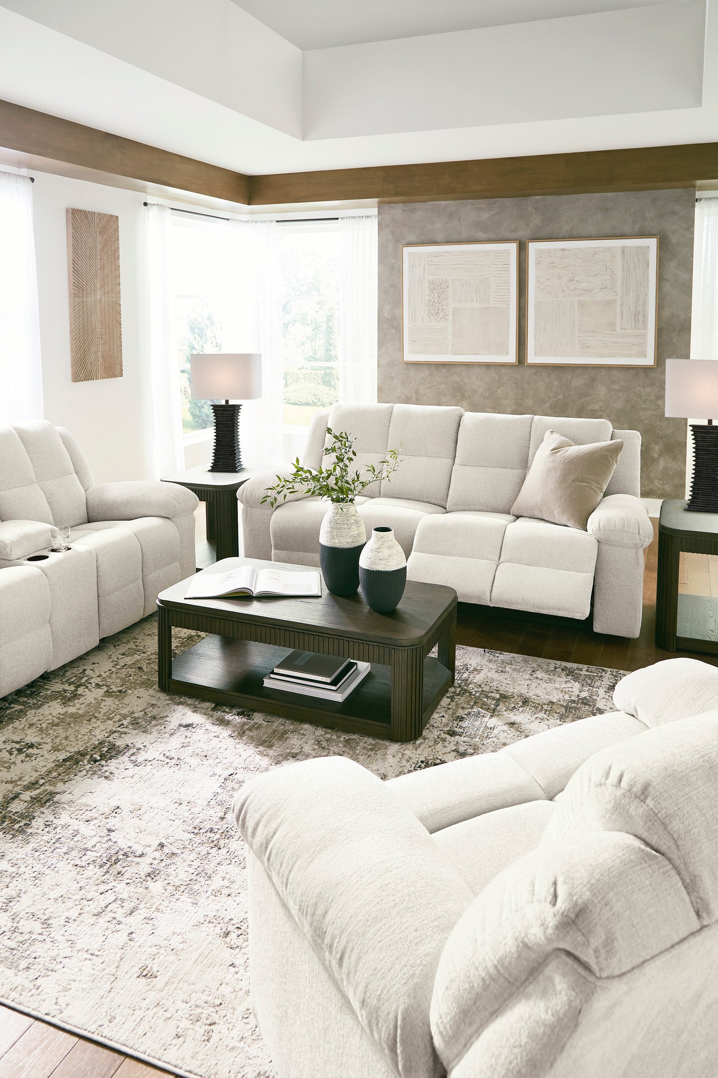 Orlen Zero Wall Wide Seat Recliner