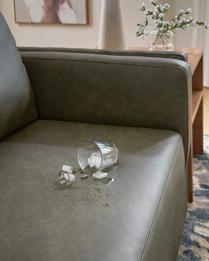 Hutle Sofa Set