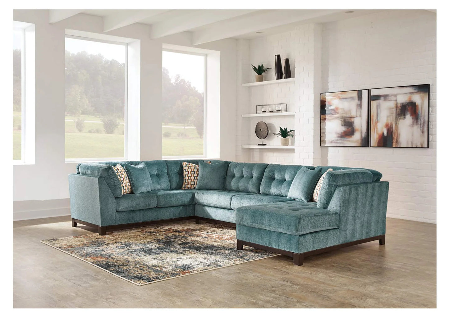 Laylabrook 3-Piece Sectional with Chaise -92206S2