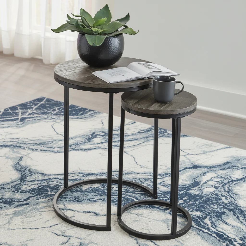 طاولة برياسبورو المميزة (مجموعة من قطعتين)