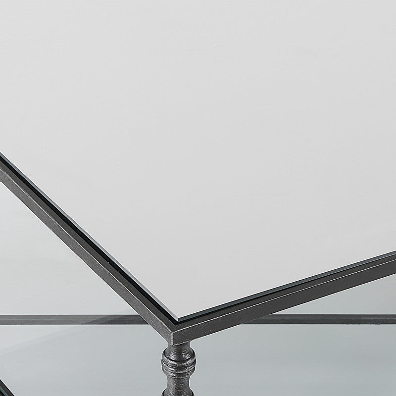 طاولة قهوة مستطيلة من هينزلر ذهبية اللون بمقاس 169 واط × 48 اتش × 108 دي، مع سطح مرآة Henzler 169 W x 48 H x 108 D Gold Rectangle Coffee Table with Mirror Top