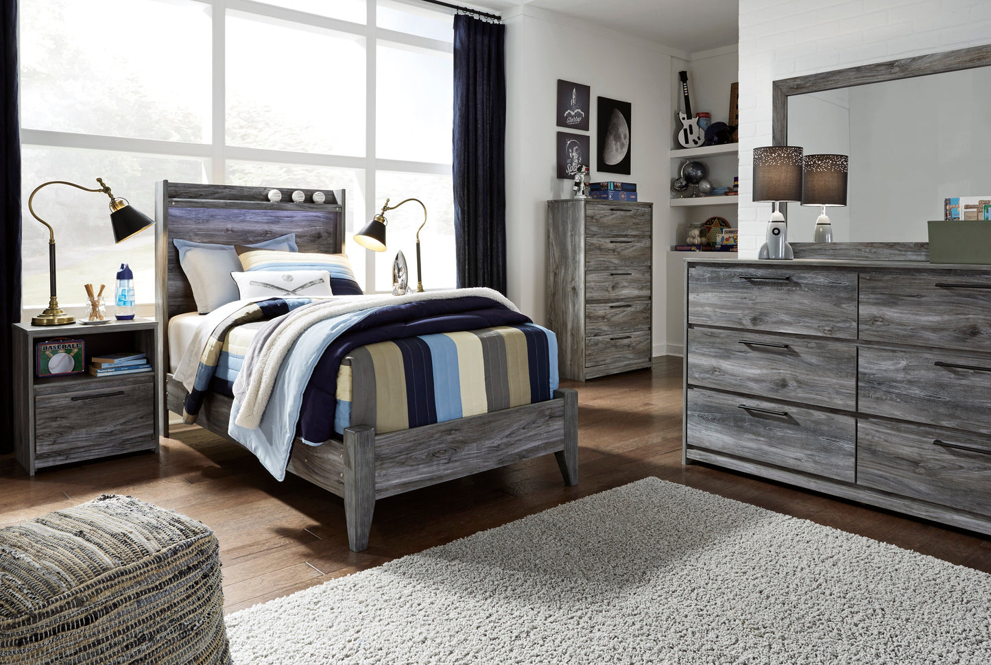 TWIN PANEL FOOTBOARD W/RAILS