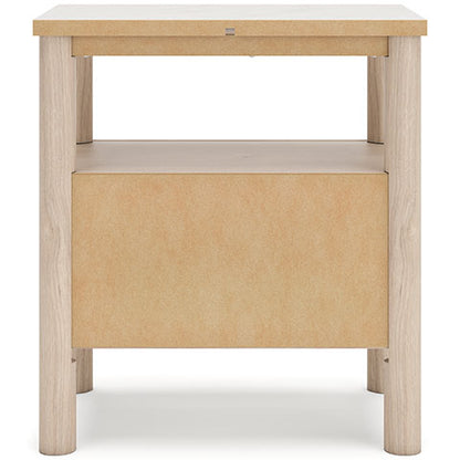 Cadmori King Upholstered Panel Set