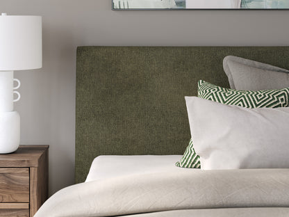 Zadilyn Full UPH Bed w/Roll Slats