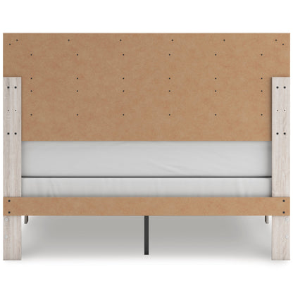 Laigmeyer Queen Panel Bedroom