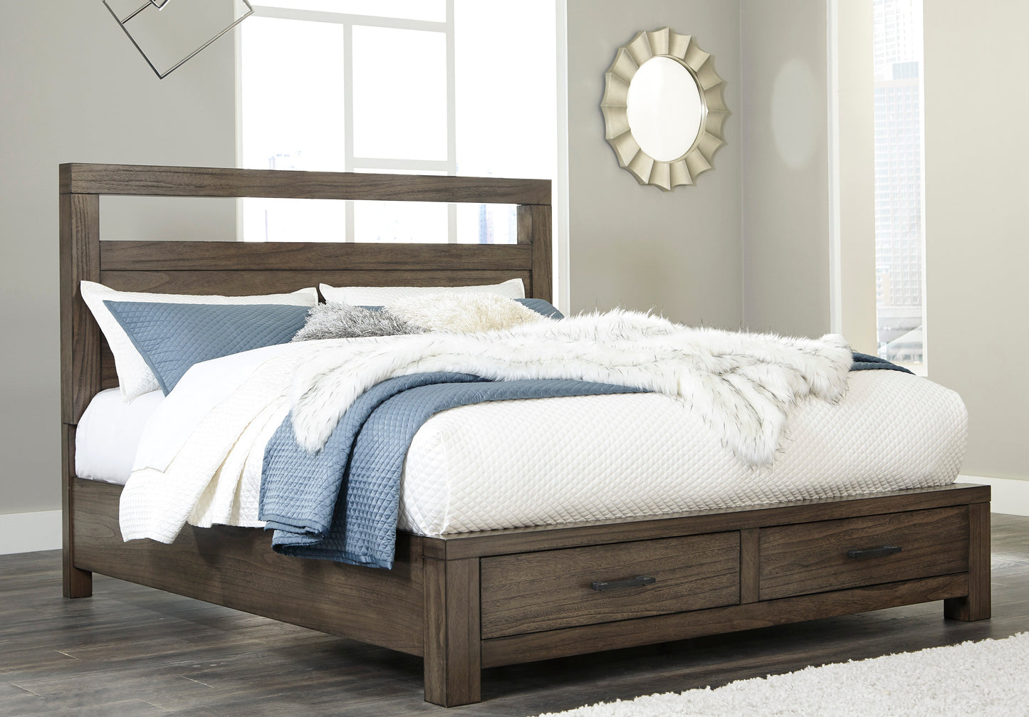 Deylin California King Bed|Ashley Homestore