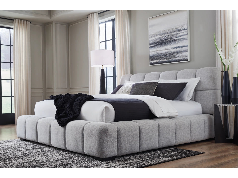 Jesstean Queen Upholstered Bed