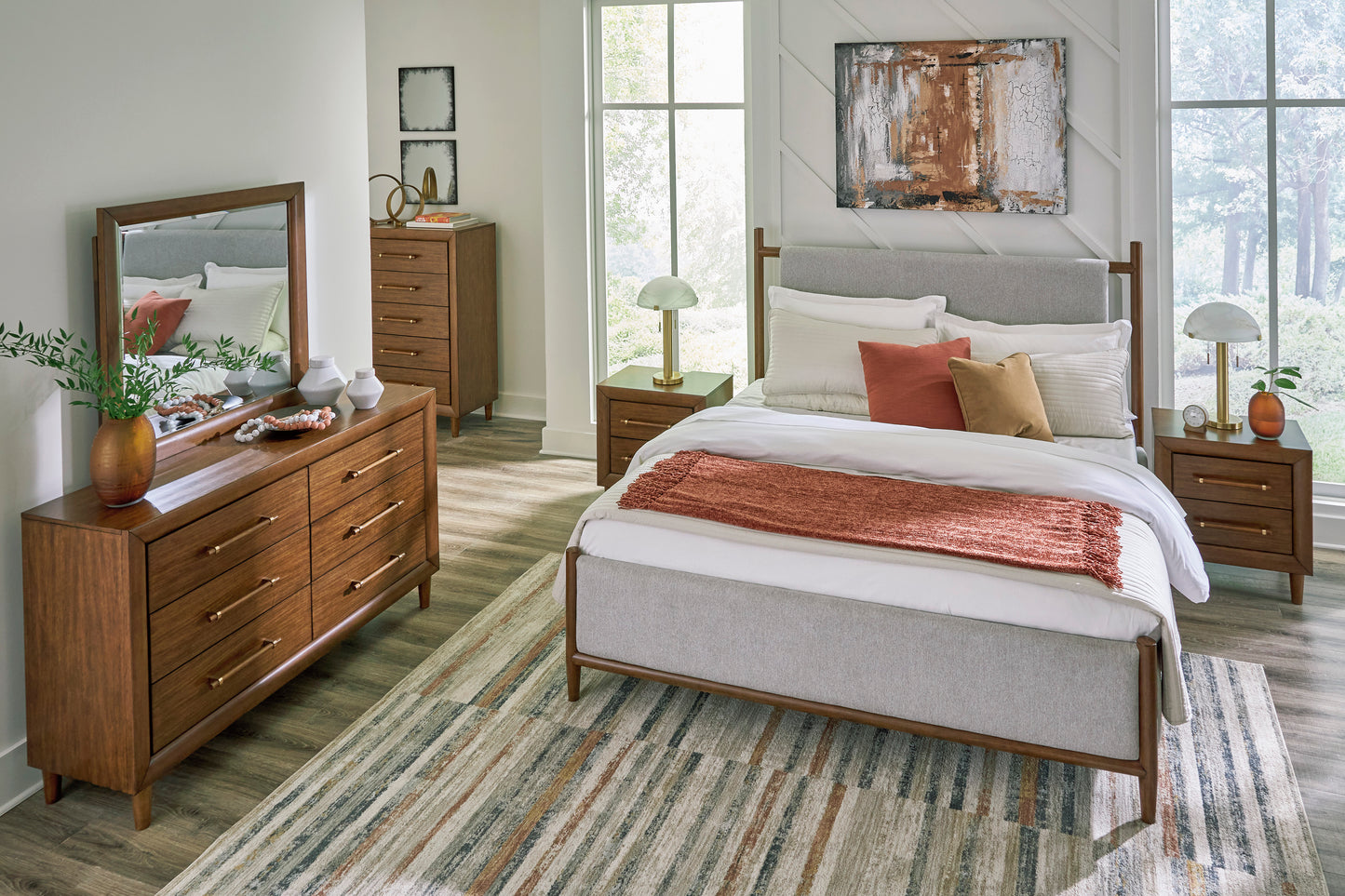 Lyncott King Upholstered Set Package