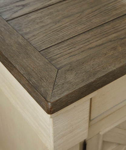  Bolanburg King Bedroom Set Package