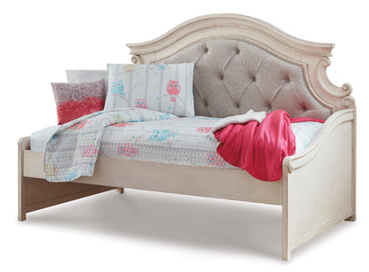 Realyn Twin Day Bed with 1 Large Storage Drawer