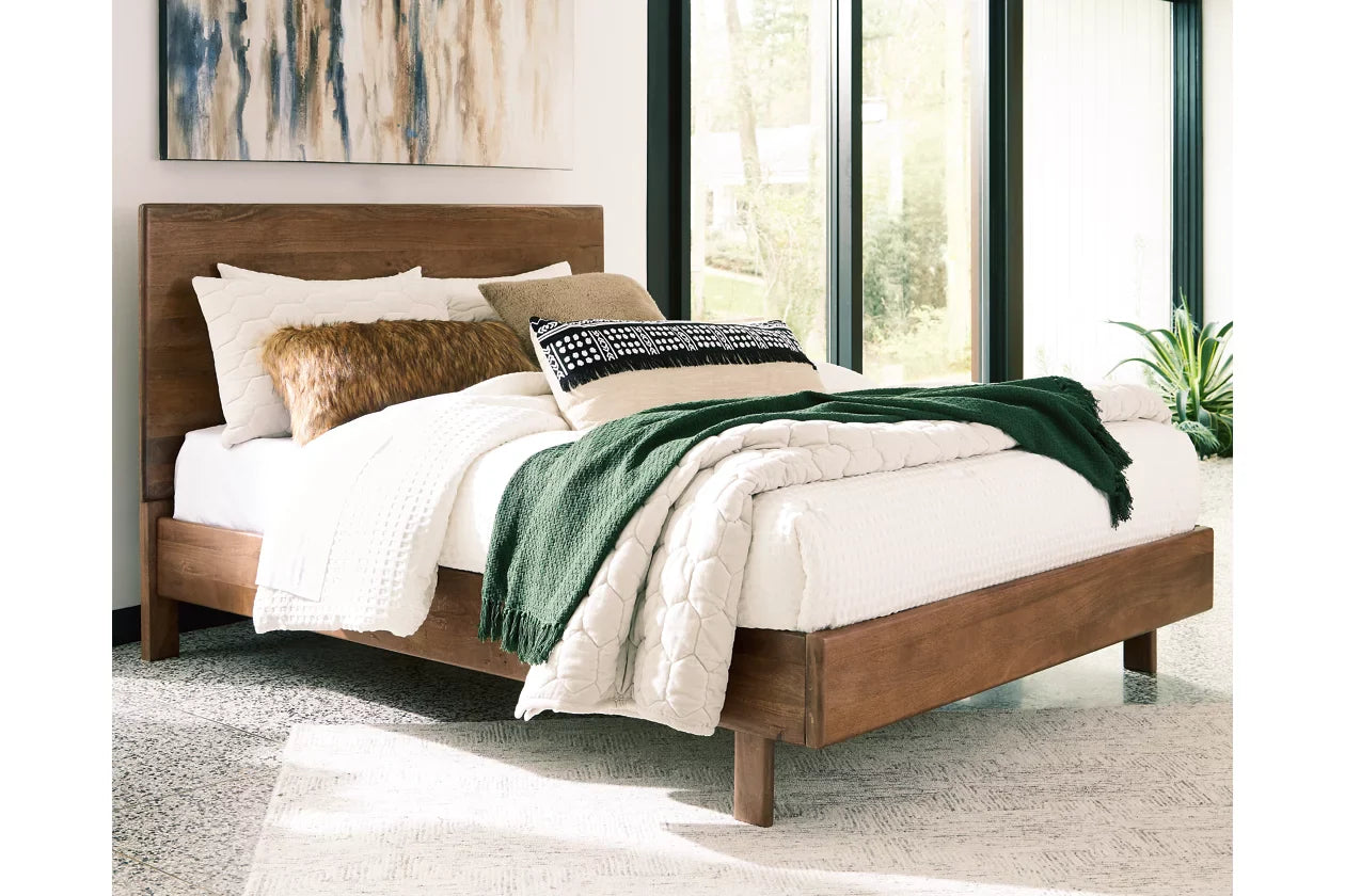 Ashley Homestore | Isanti Queen Bed