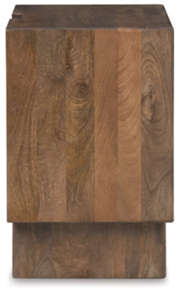 Isanti King Panel Bedroom