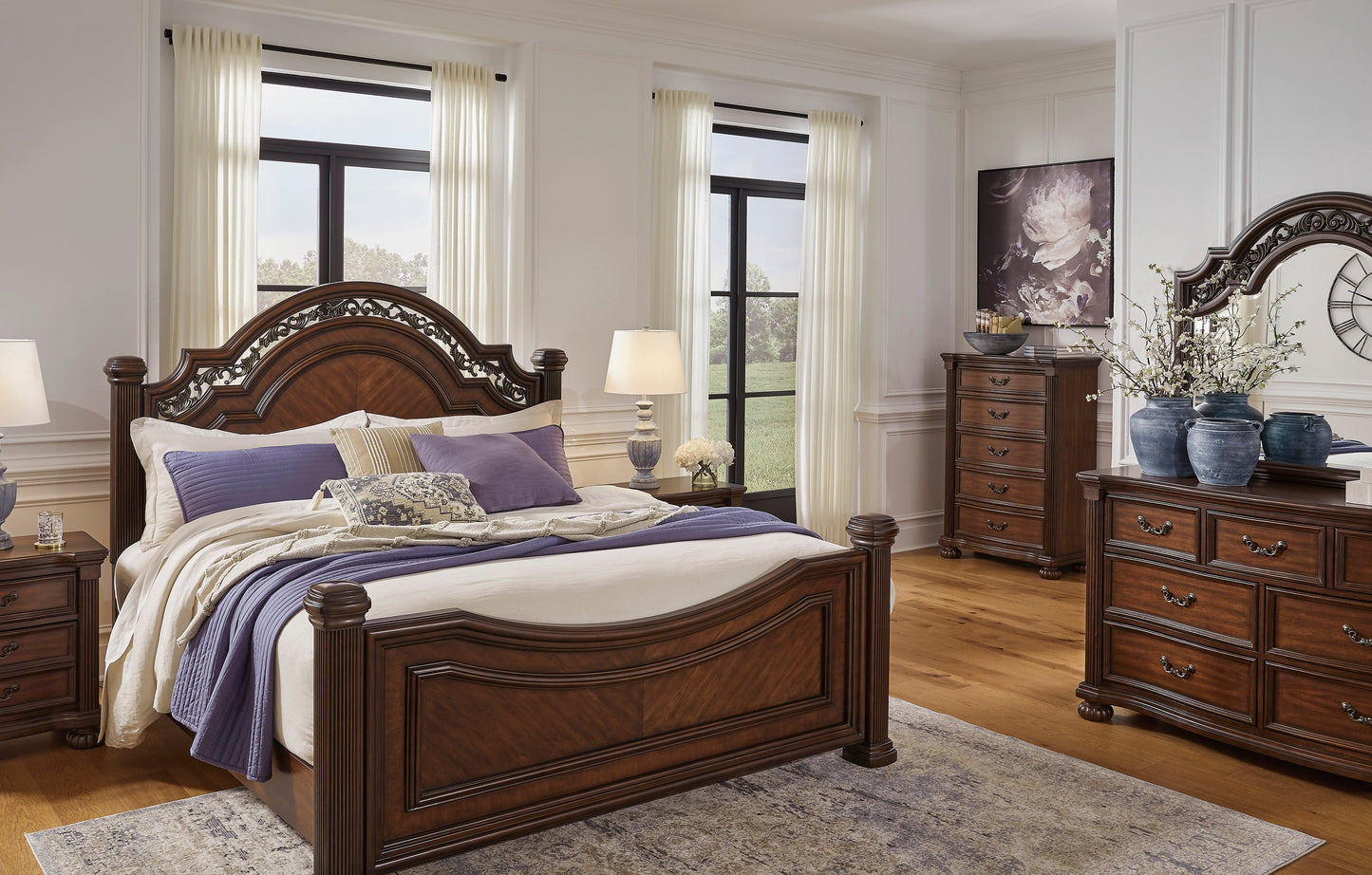 Ashley Homestore | Lavinton King Poster Bed