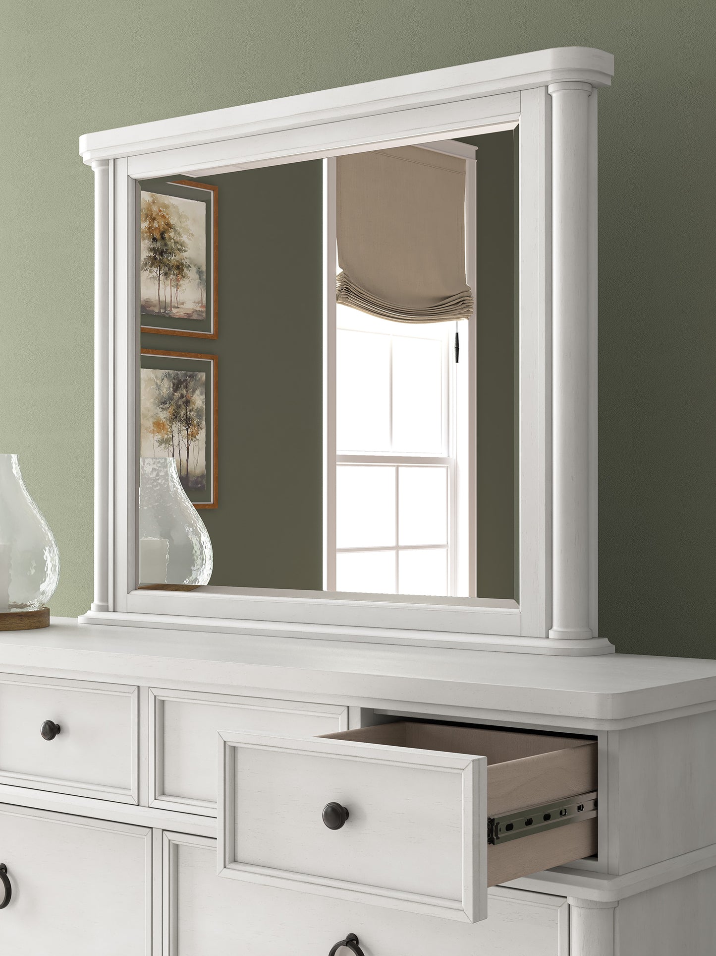 Chadworth King Poster Bed Set