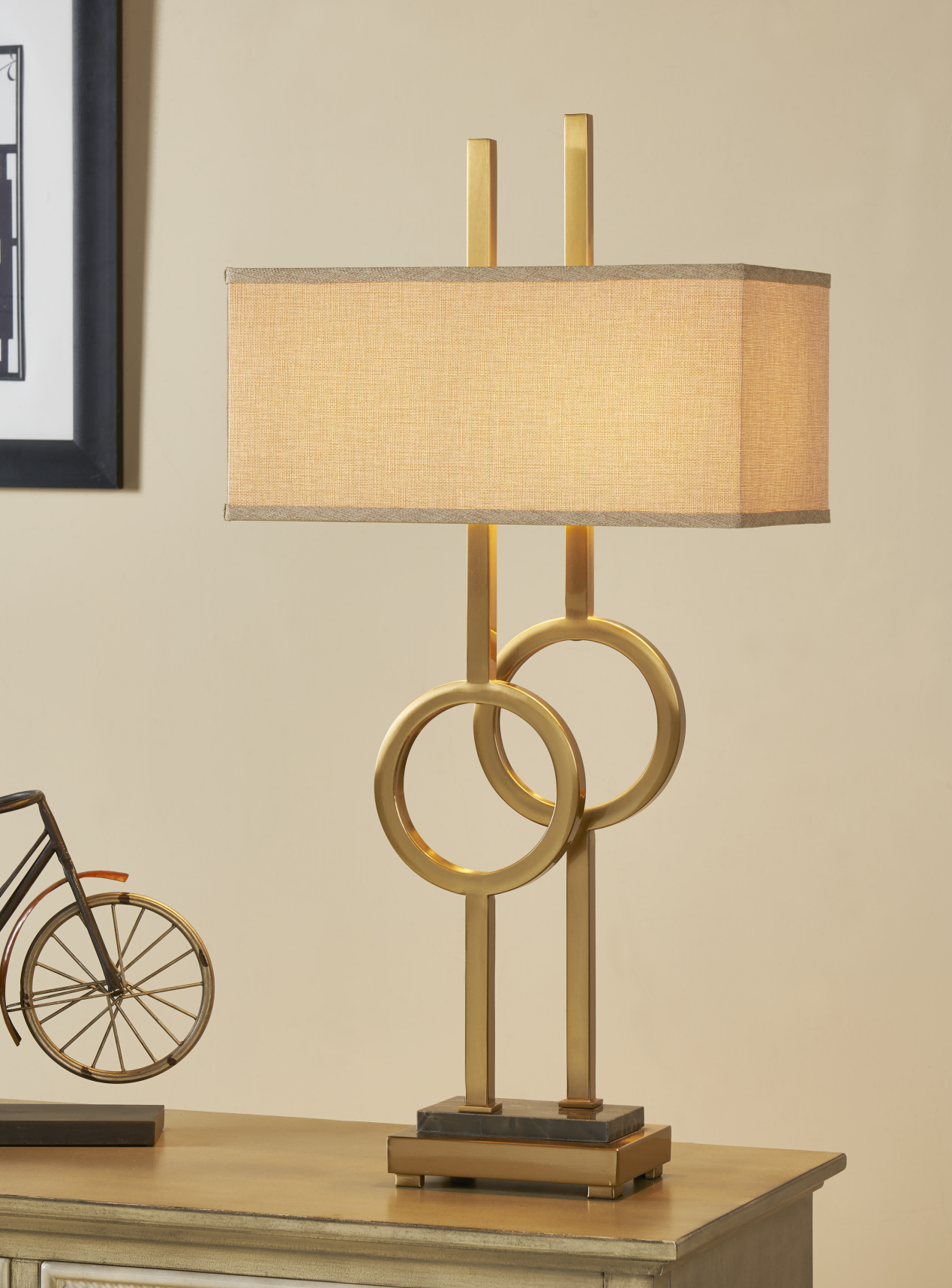 CVAZER022  Global Table Lamp( Crestview  )