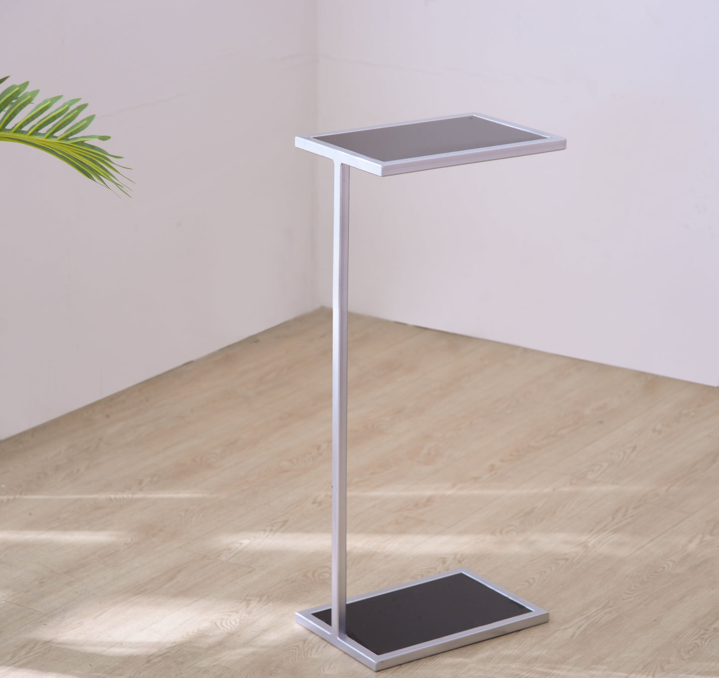 CVFZR5187  C Table( Crestview  )