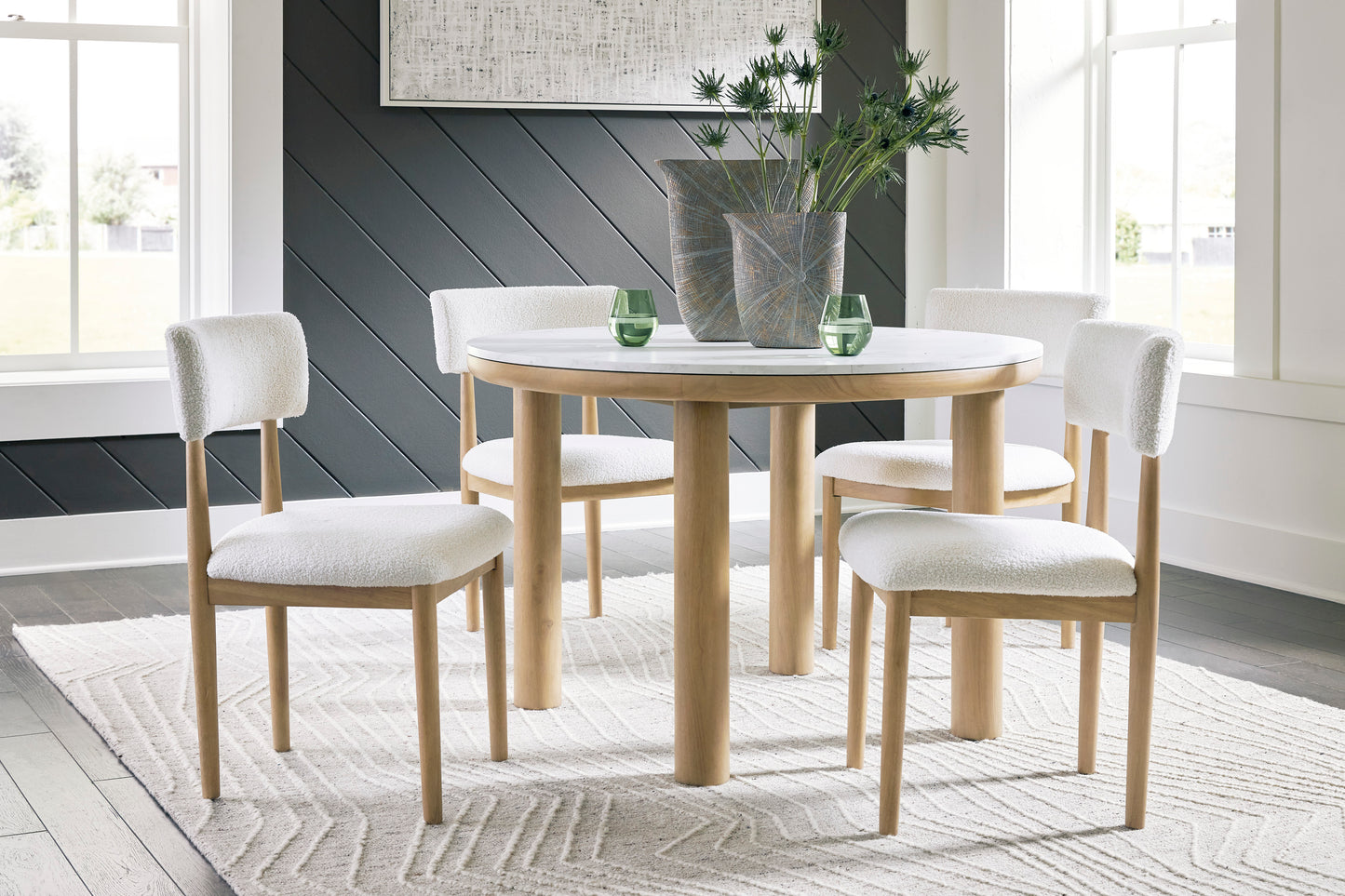 Sawdyn Dining set