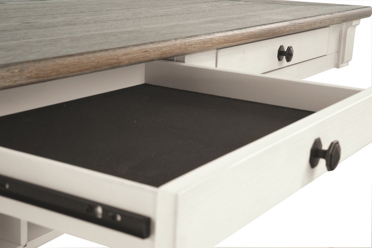 Dining Set  D647-32-SET