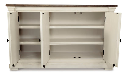 Bolanburg Dining Table Set