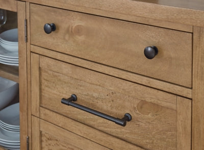 خادم غرفة الطعام كريستيلاند