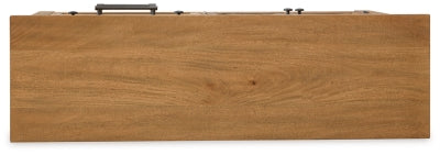 خادم غرفة الطعام كريستيلاند