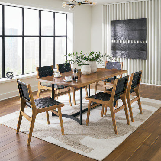 Fortmaine Rectangular Dining Room