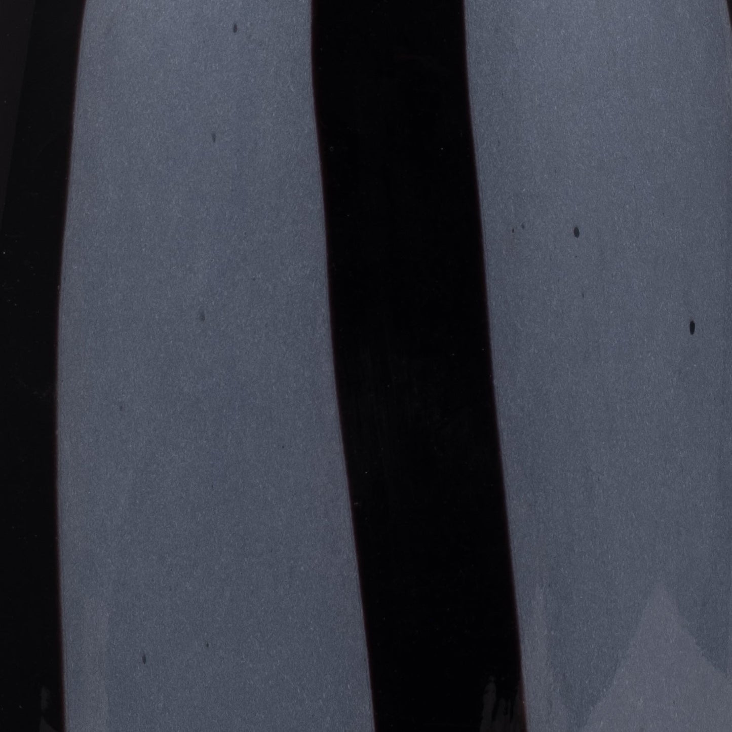 EV19436-03  14" CAHAN LARGE BLACK STRIPED VASE( Sagebrook Home  )