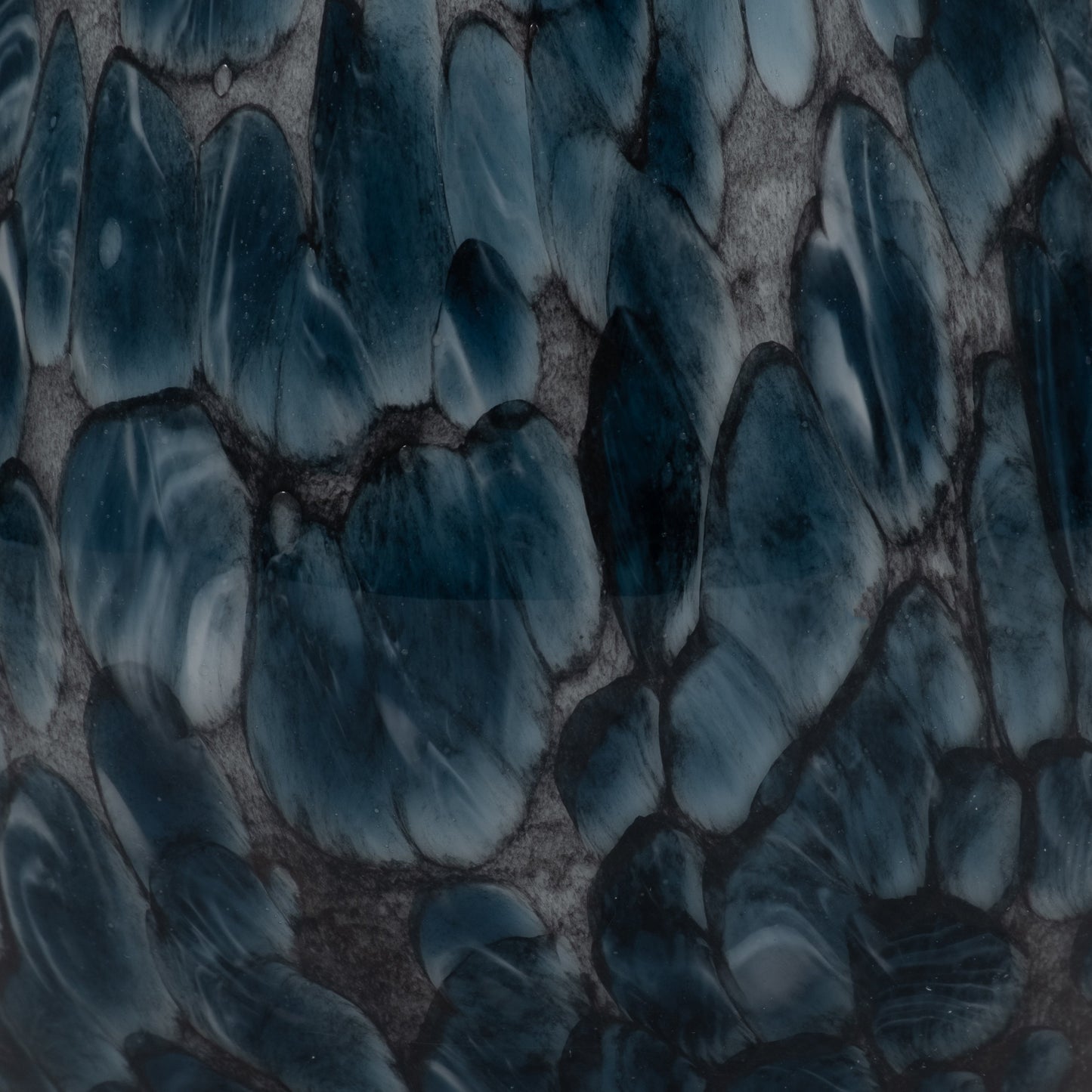 EV19442-01  12" CAHAN MEDIUM BLACK STRIPED VASE( Sagebrook Home  )